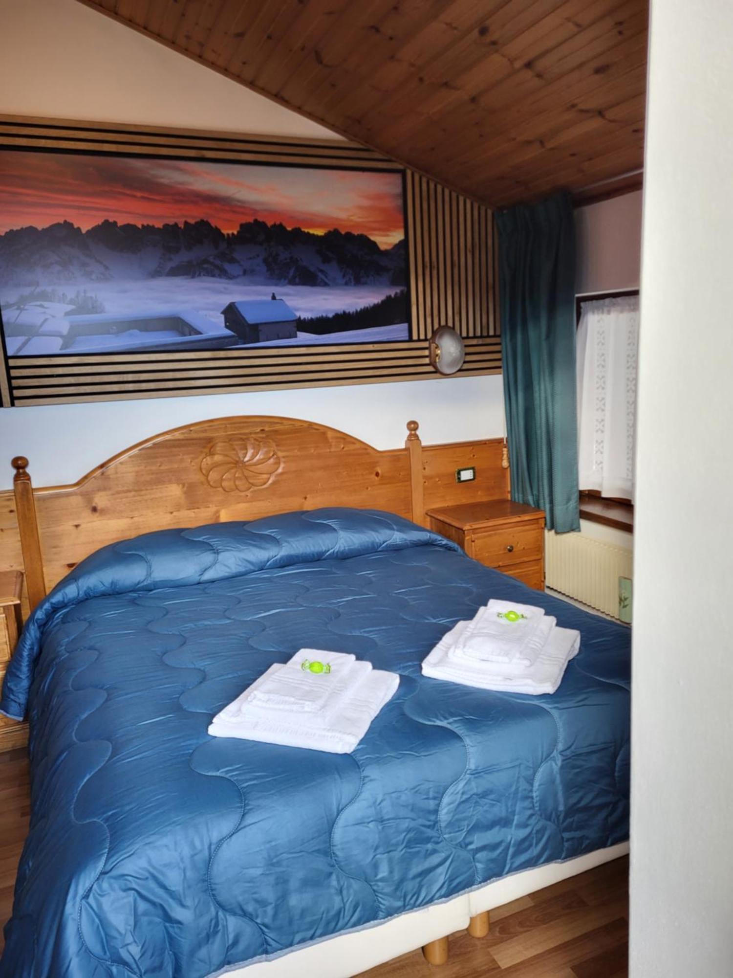 Albergo Meuble Tarandan フォルニ・ディ・ソプラ エクステリア 写真